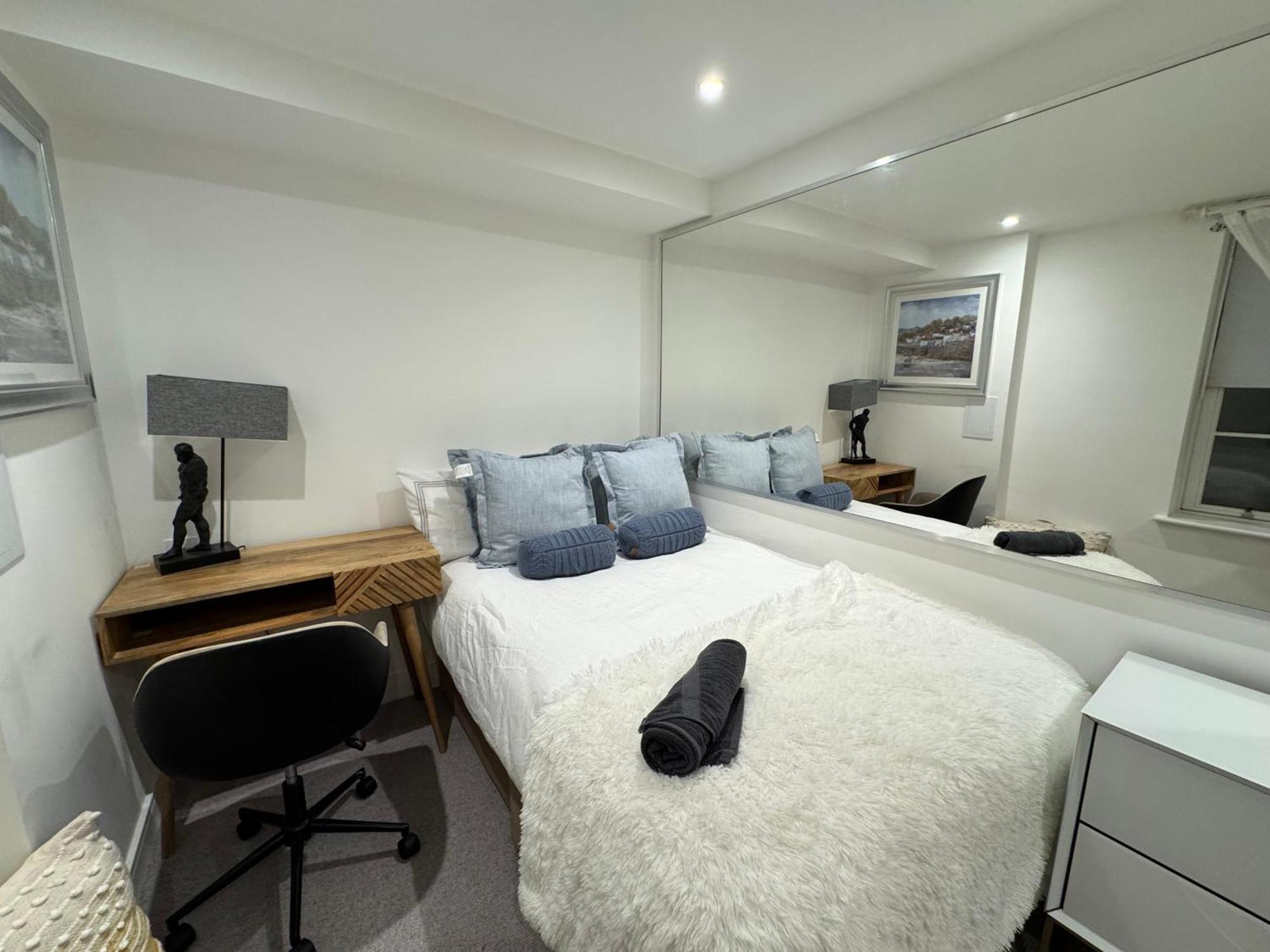 High Luxury Flat For 6 People Close To Earl'S Court Zone 1 Apartment London Exterior photo